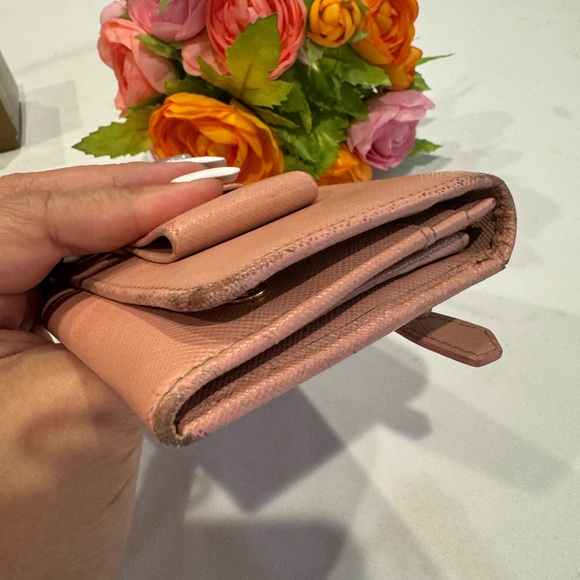 Authentic Prada wallet - Picture 11 of 11